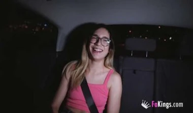 Megan Love cata el rabo de Damian – Megan Love
