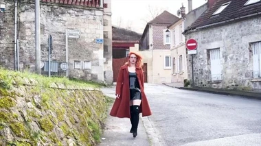 La pequeña Foxy, de 31 años, quería algo de entretenimiento… – Little Foxy