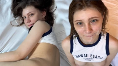 A ELLA LE GUSTA SER SU ESCLAVA SEXUAL PERSONAL - HiYouth