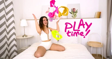Sunny May just wants to play - Sunny May