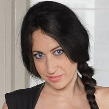 Profile picture of actor Eloa Lombard