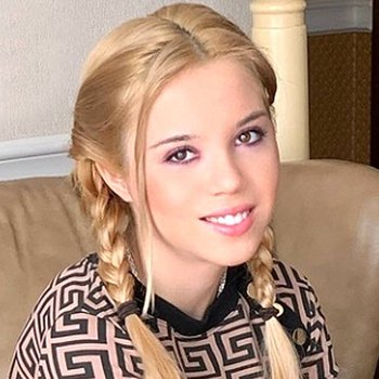 Virginy Lovely profile image